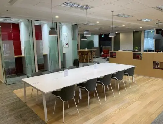 Regus – 18 Robinson Road