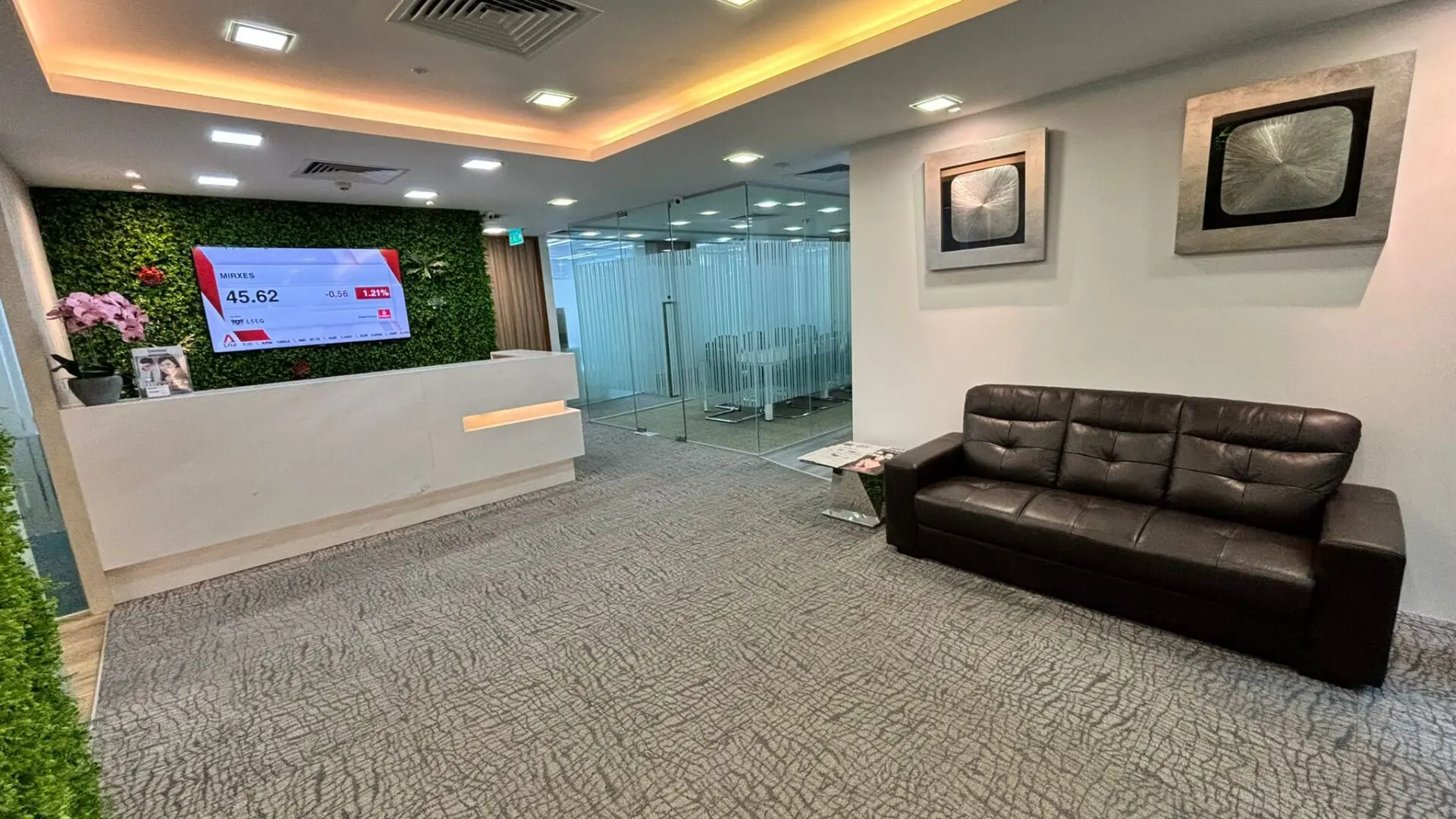 Centennial Business Suites – 15 Scotts